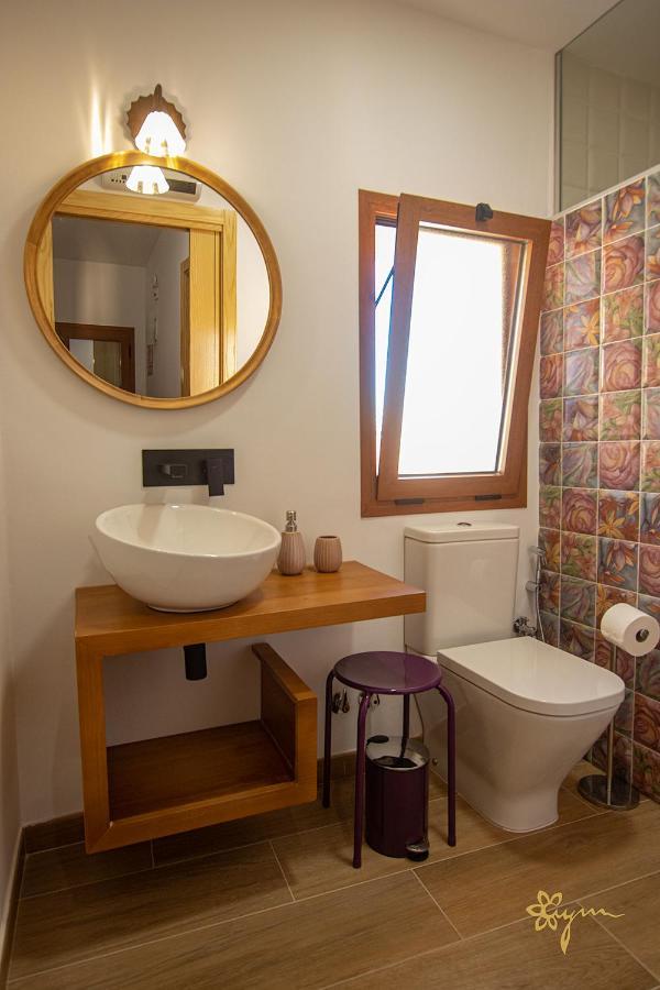 Apartamentos Turisticos Abrilymarzo Caces Екстериор снимка