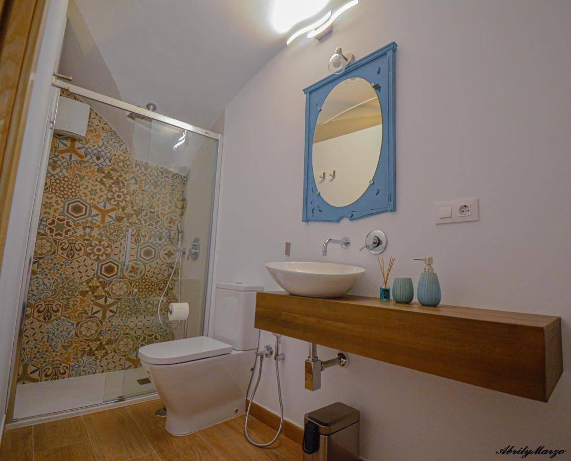 Apartamentos Turisticos Abrilymarzo Caces Екстериор снимка